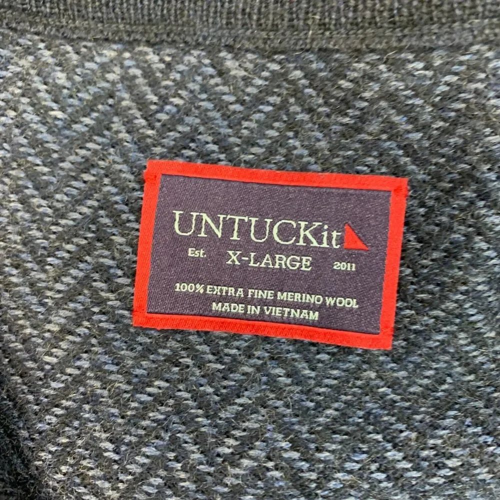UNTUCKit sweater mens